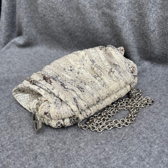 Rodo Roccia Clutch w/Chain in Grey Embossed Leather - Picture 3 of 8